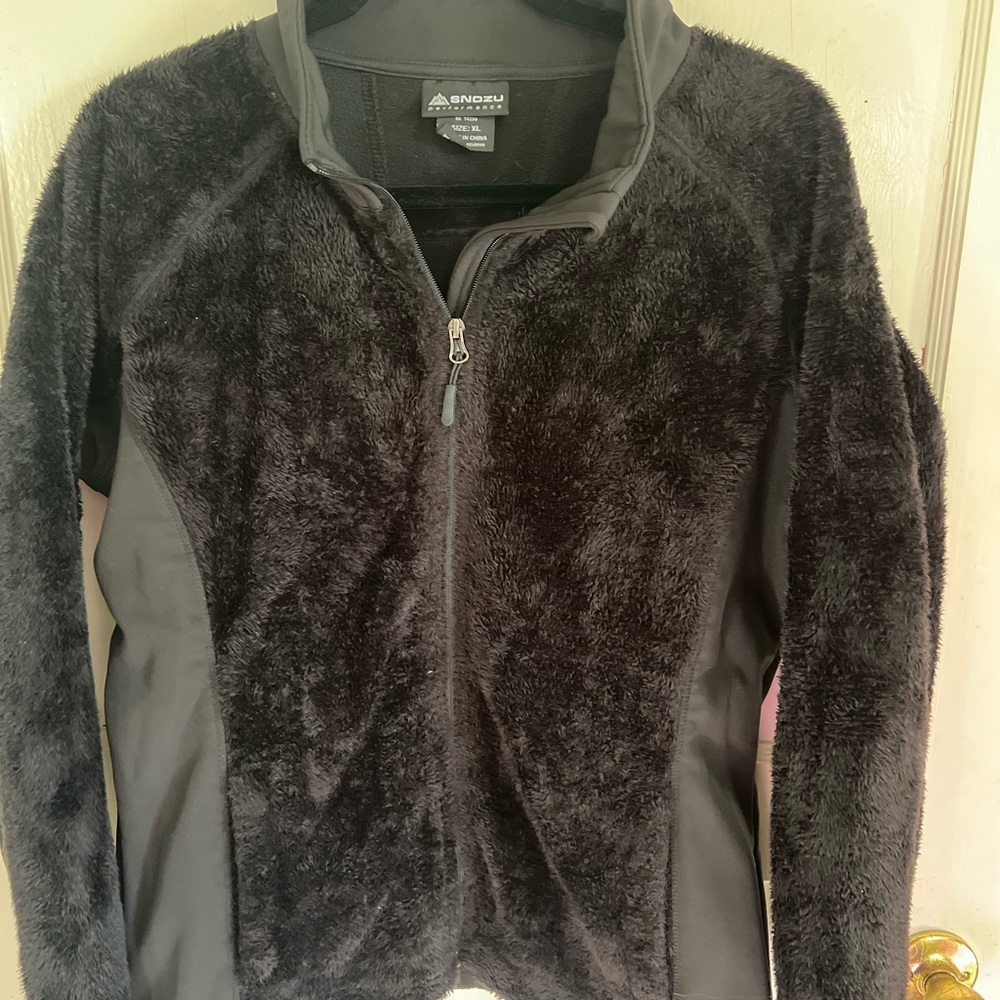 Snozu Performance full zip jacket furry